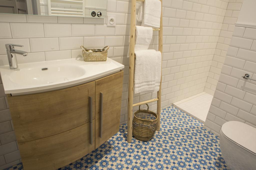Douce Nuits Hotel Luaran gambar